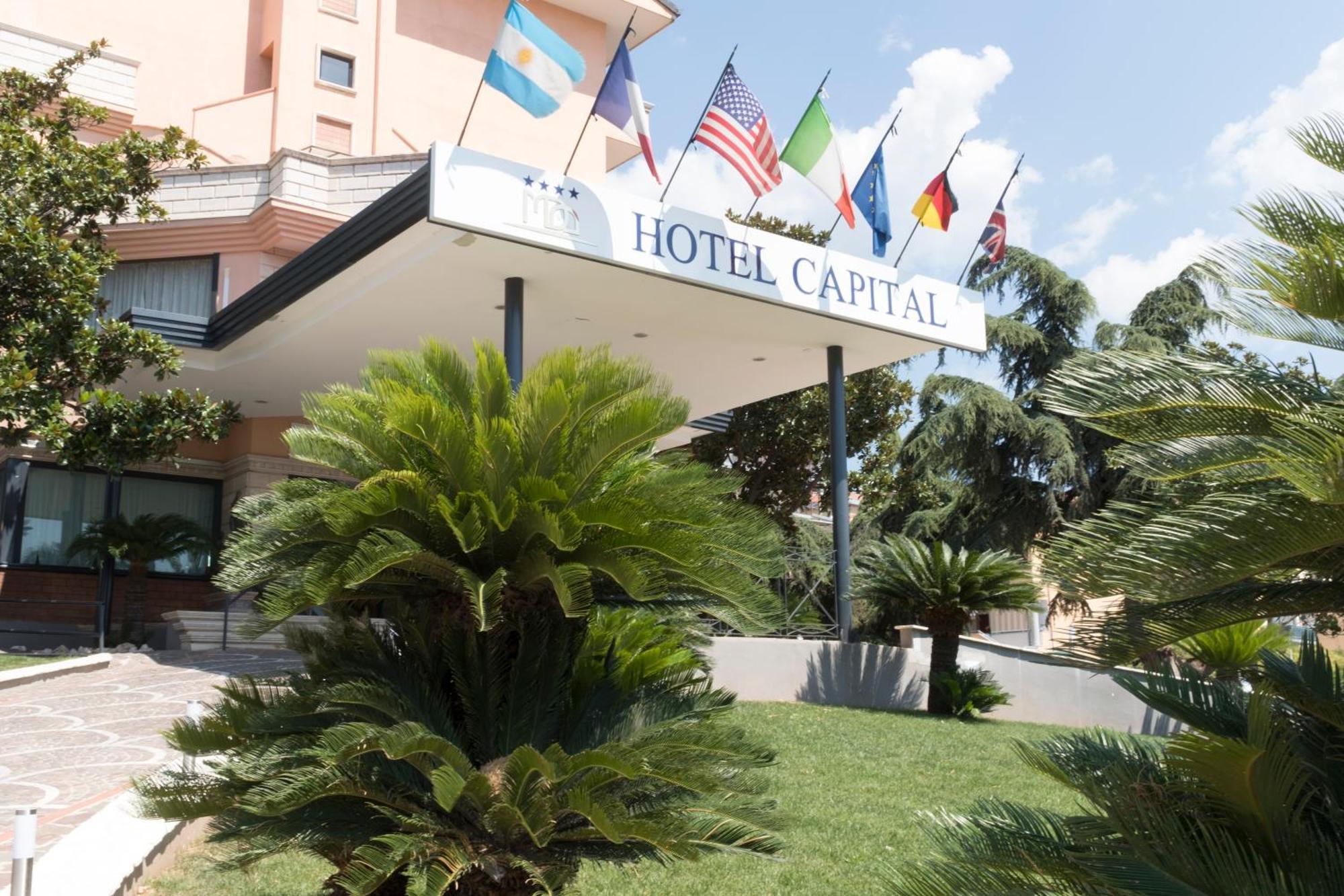 Hotel Capital Campagna Bagian luar foto